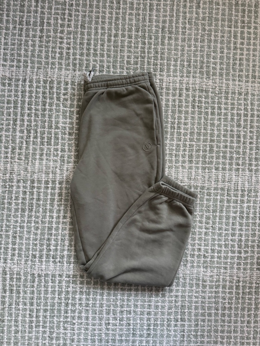 Vuori Women’s Olive Green Joggers